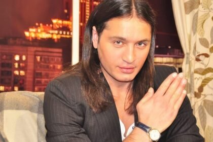 рустам солнцев